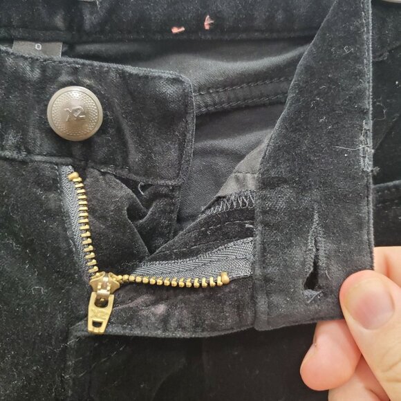 Express Women's Y2K Black Stretch Velvet Velour Low Rise Straight Leg Pants Sz 0 - Picture 3 of 8